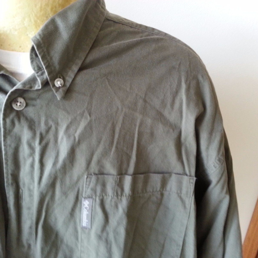 Columbia army green short sleeve shirt - men 2XL - Picture 2 of 4